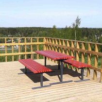 Röd Park Place på uteplats